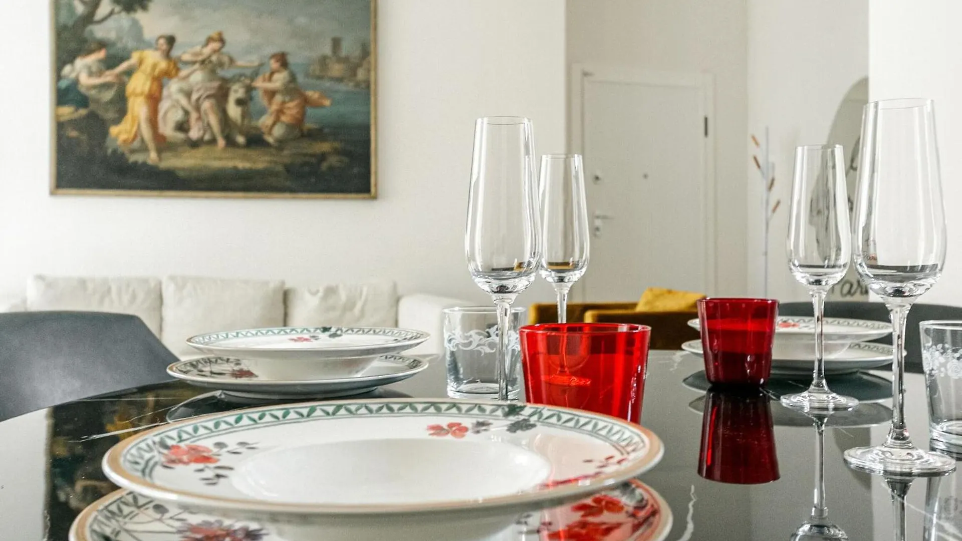 1Br Apartment Uberto Visconti Di Modrone A With Balcony In 밀라노