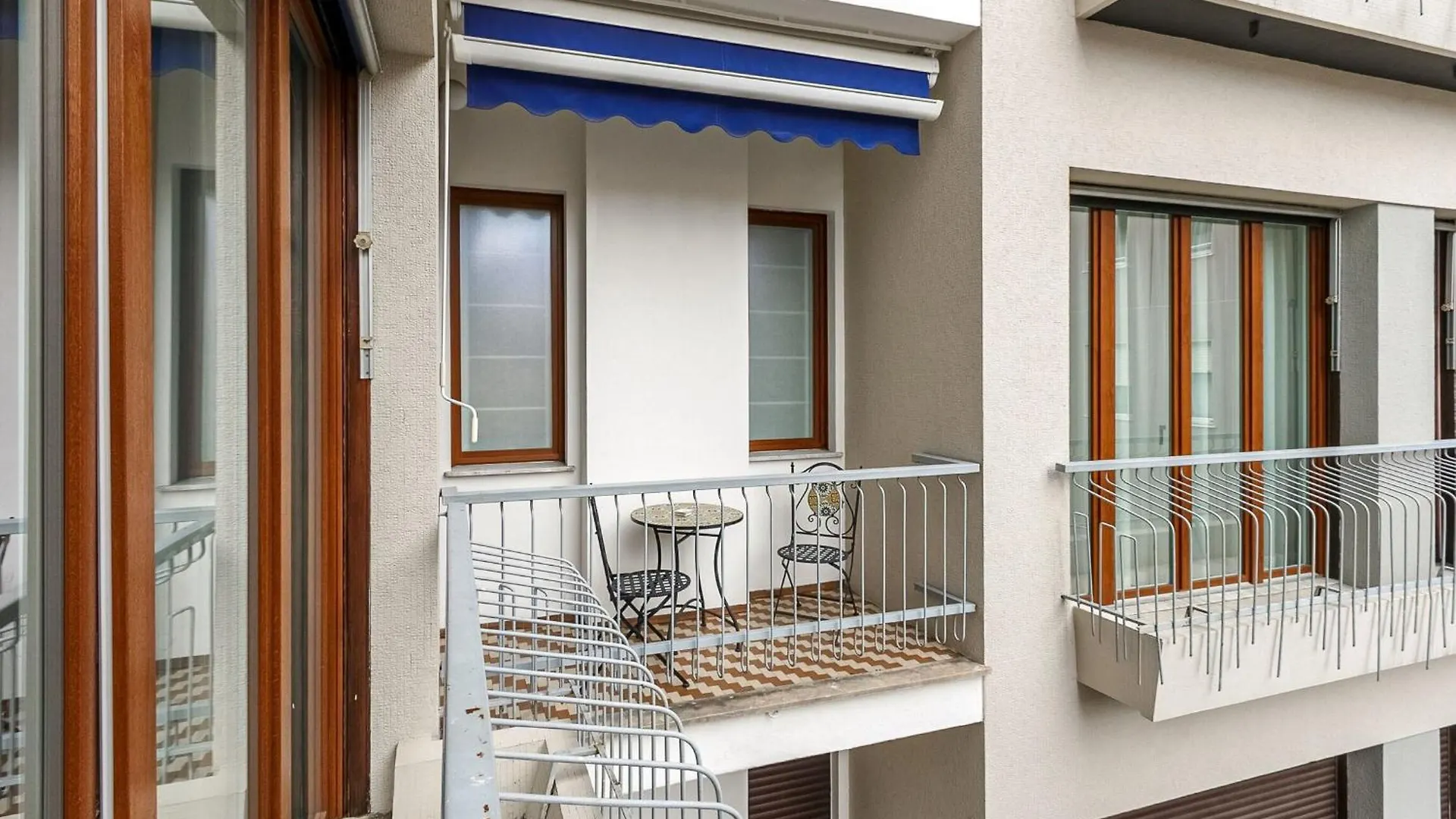 1Br Apartment Uberto Visconti Di Modrone A With Balcony In Milan